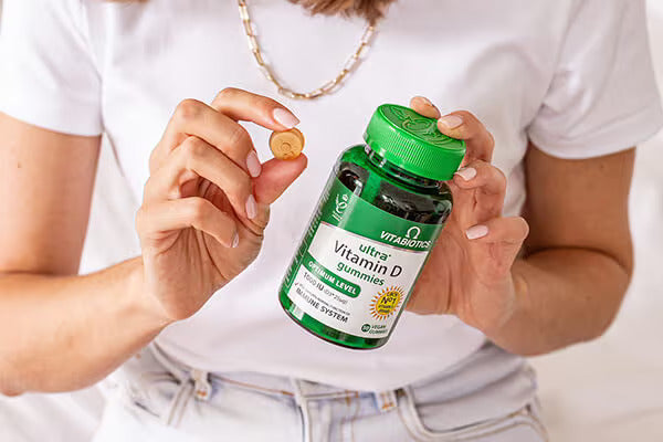 Czy warto brać suplementy? Jak pamiętać o ich przyjmowaniu?